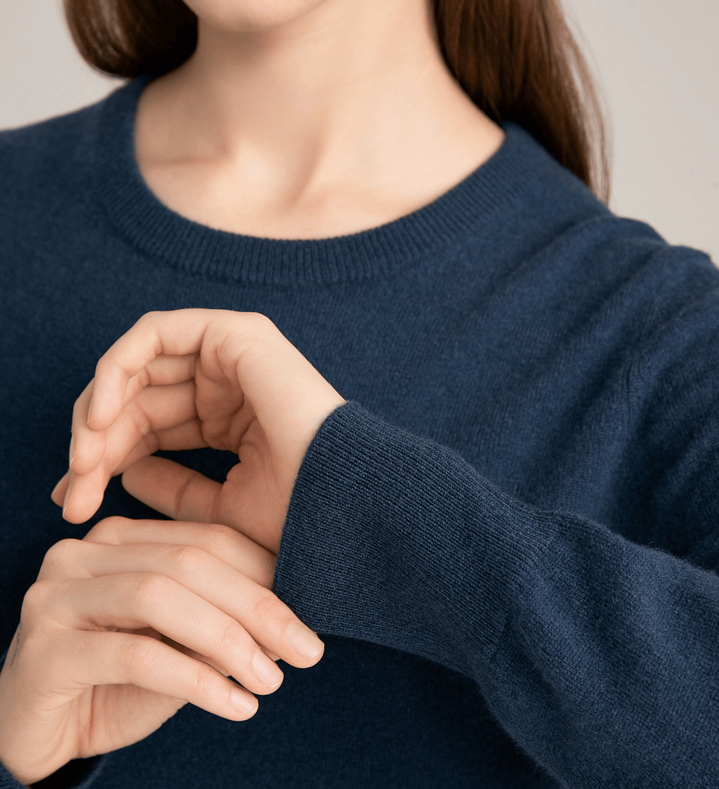 The Women’s Basic Crewneck Cashmere Sweater