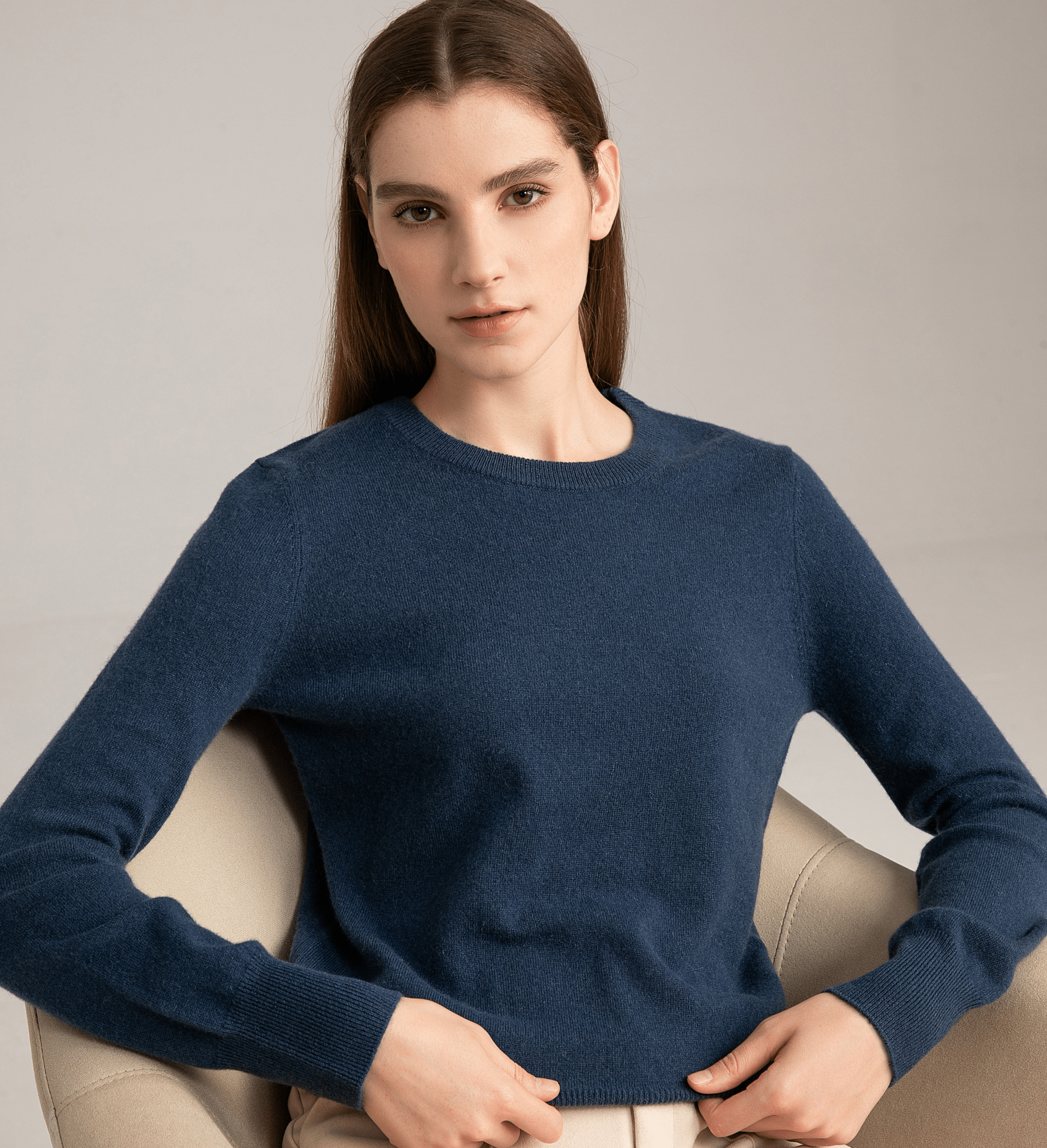 The Women’s Basic Crewneck Cashmere Sweater